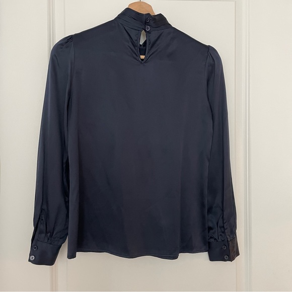 100% Silk Navy Blue Lilysilk Blouse - Picture 4 of 12